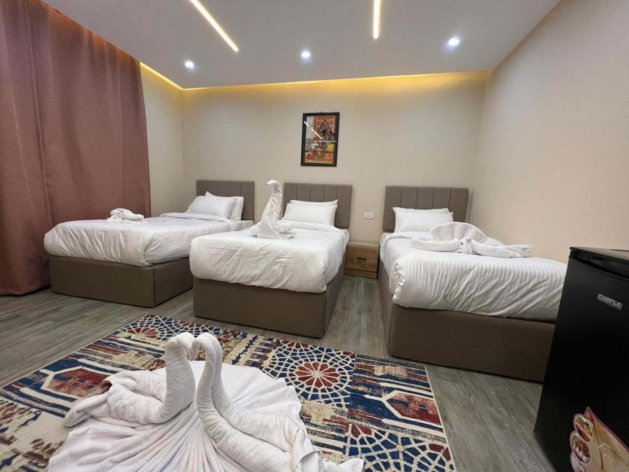 Pyramids Hotel Kafret el-Gabal Buitenkant foto
