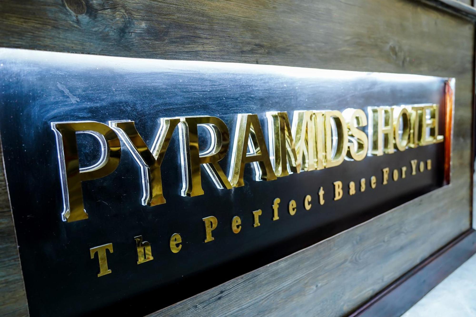 Pyramids Hotel Kafret el-Gabal Buitenkant foto