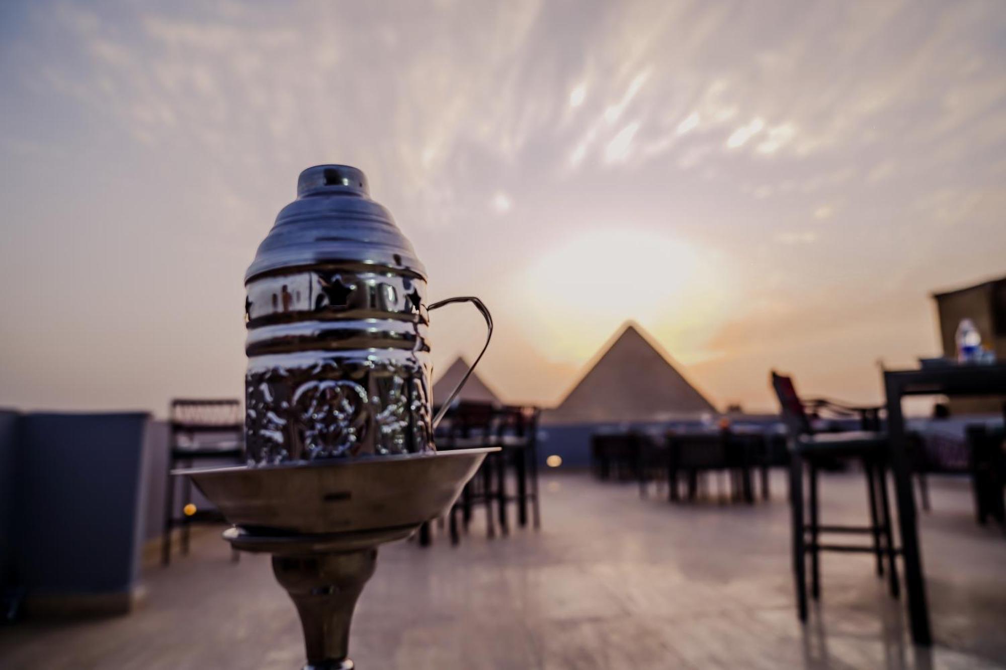 Pyramids Hotel Kafret el-Gabal Buitenkant foto