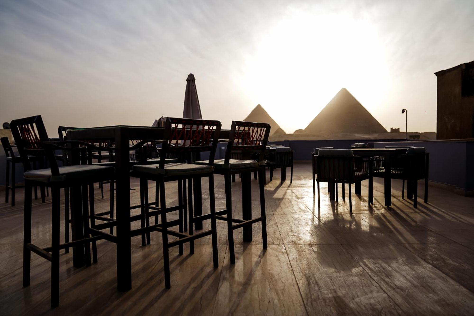 Pyramids Hotel Kafret el-Gabal Buitenkant foto